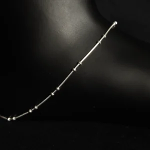925 silver anklet with delicate chain and tiny ball accents